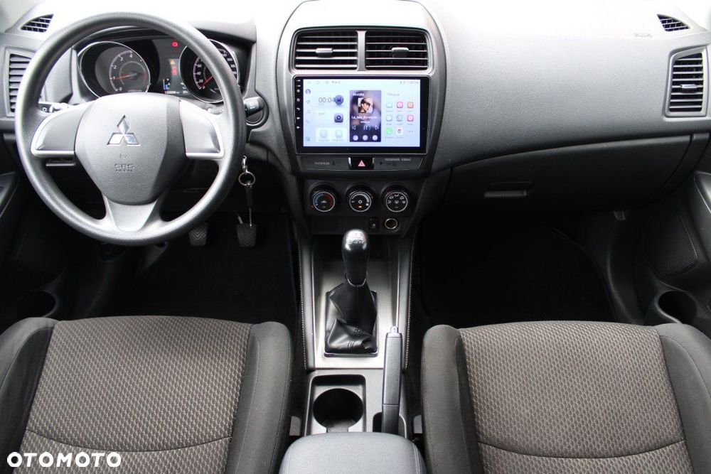 Mitsubishi ASX - 9
