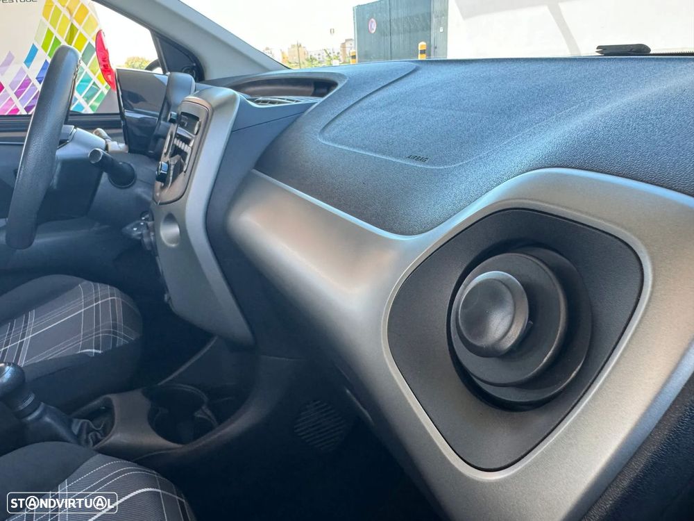 Peugeot 108 1.0 VTi Style - 24