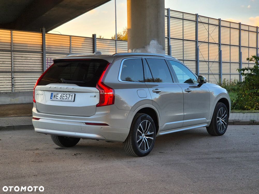 Volvo XC 90 B5 D AWD Momentum Pro - 10