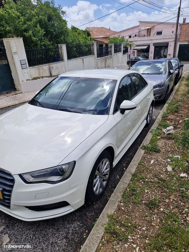 Audi A3 Limousine 1.6 TDI Attraction Ultra - 11