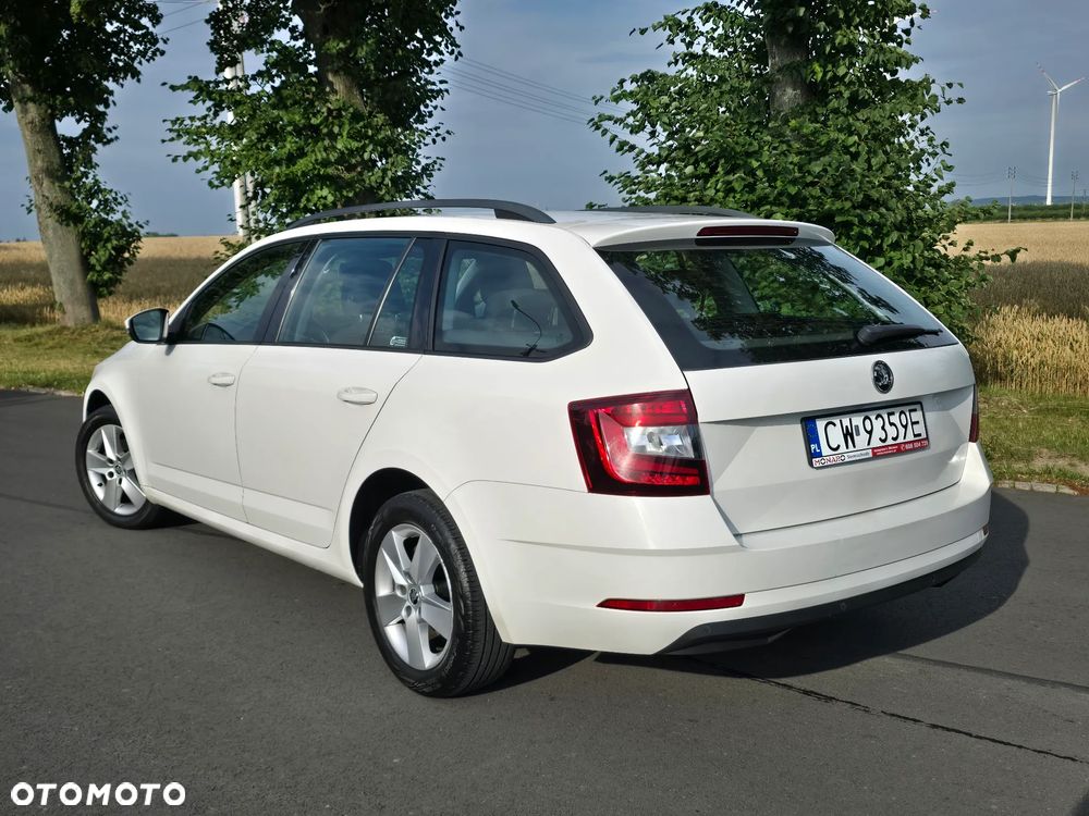 Skoda Octavia 1.6 TDI Ambition - 6