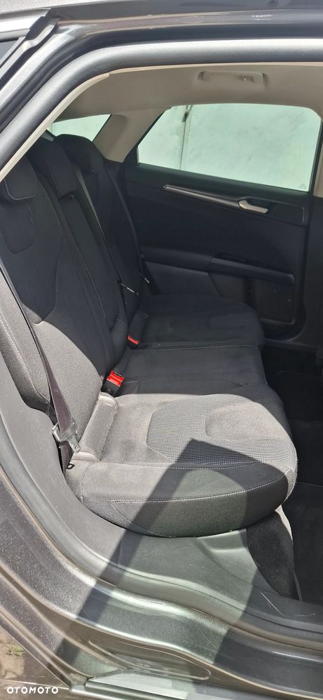 Ford Mondeo 2.0 EcoBlue Titanium - 12