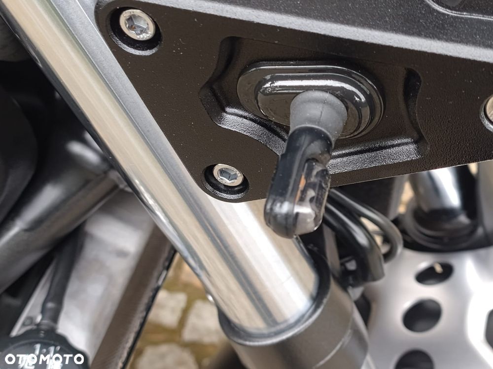 Yamaha XSR - 14