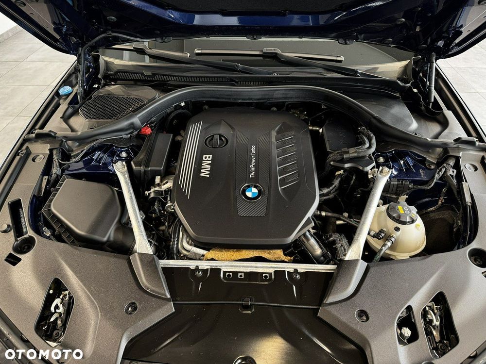 BMW Seria 5 - 35
