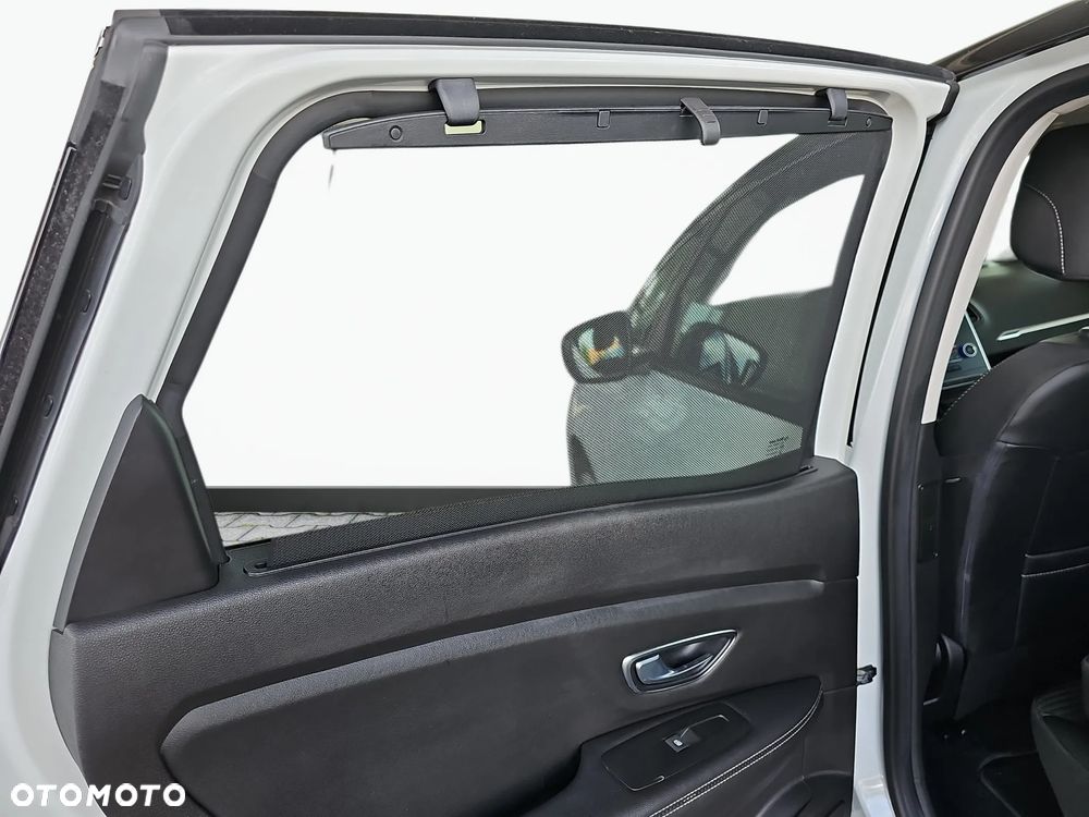 Renault Scenic 1.3 TCe FAP Zen - 17