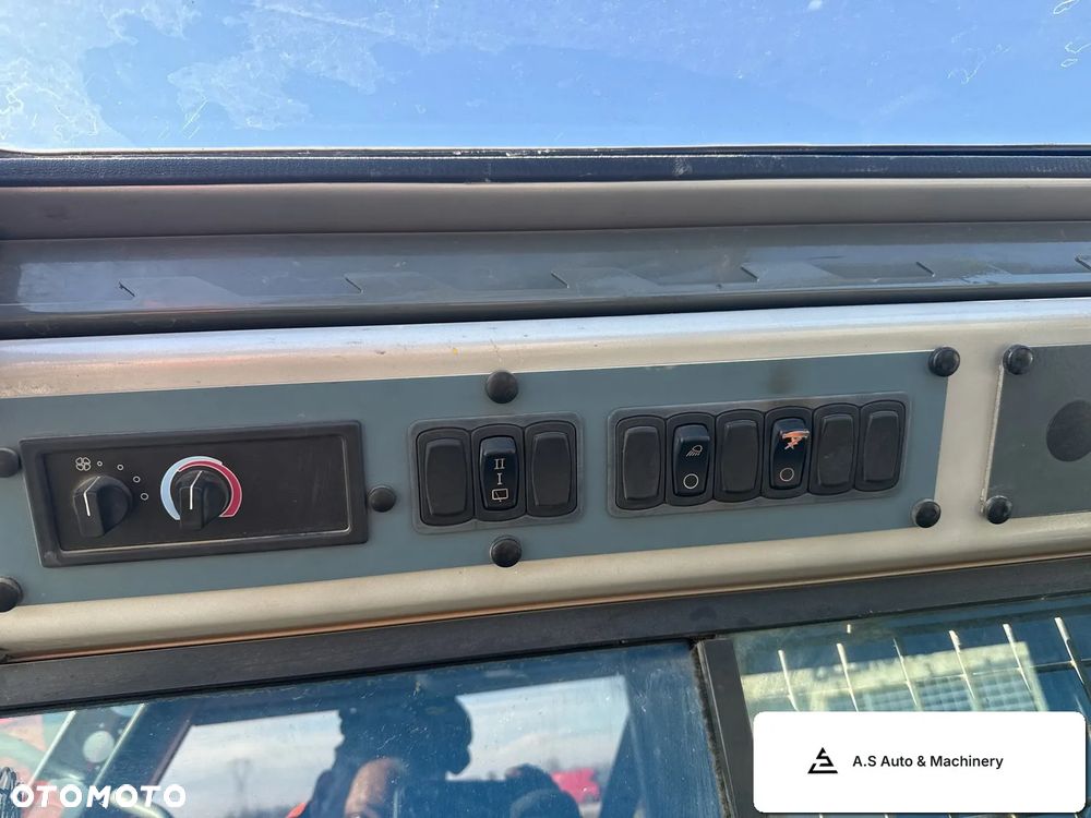 Grove RT550E - 5