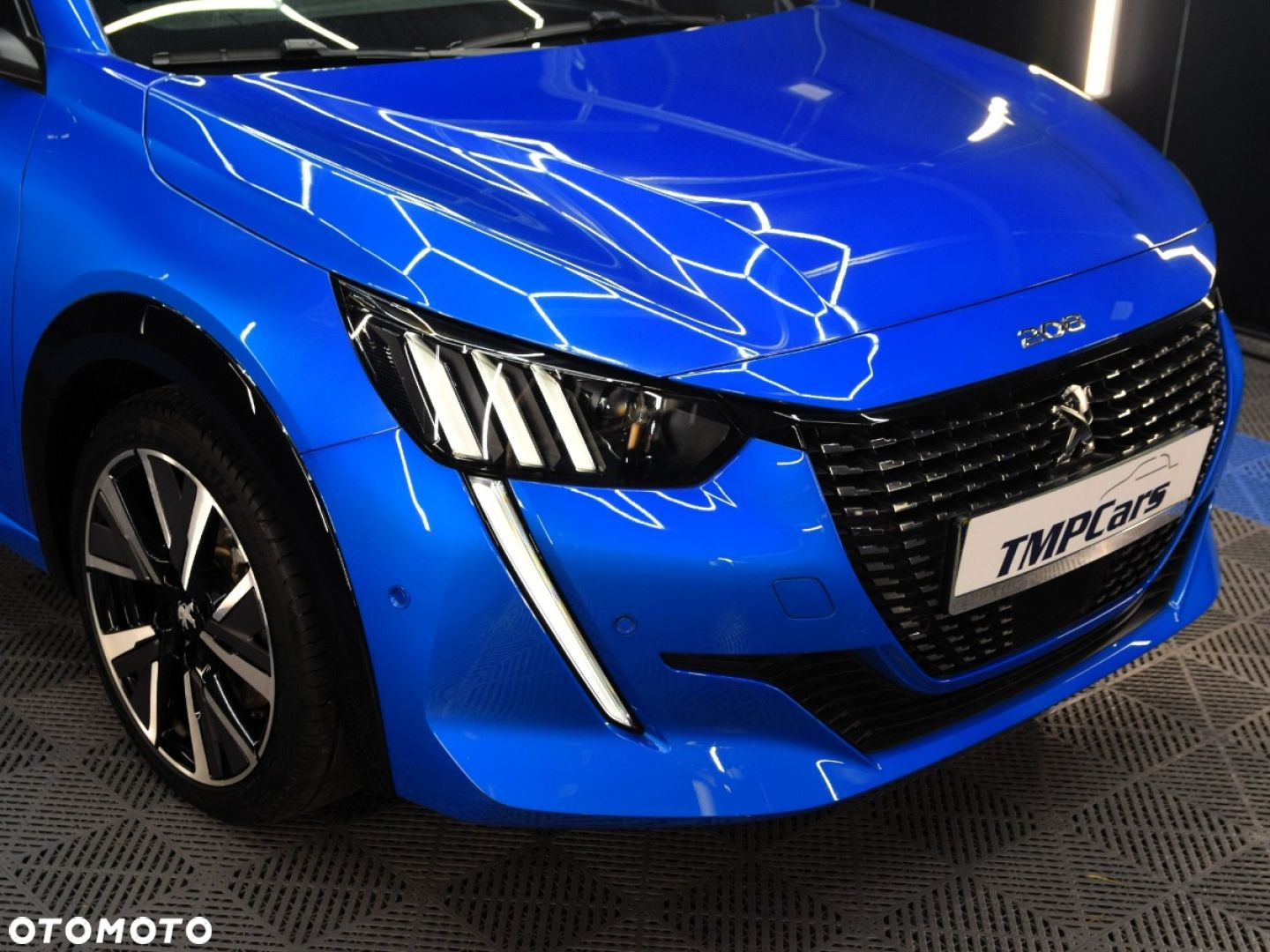 Peugeot 208 - 11