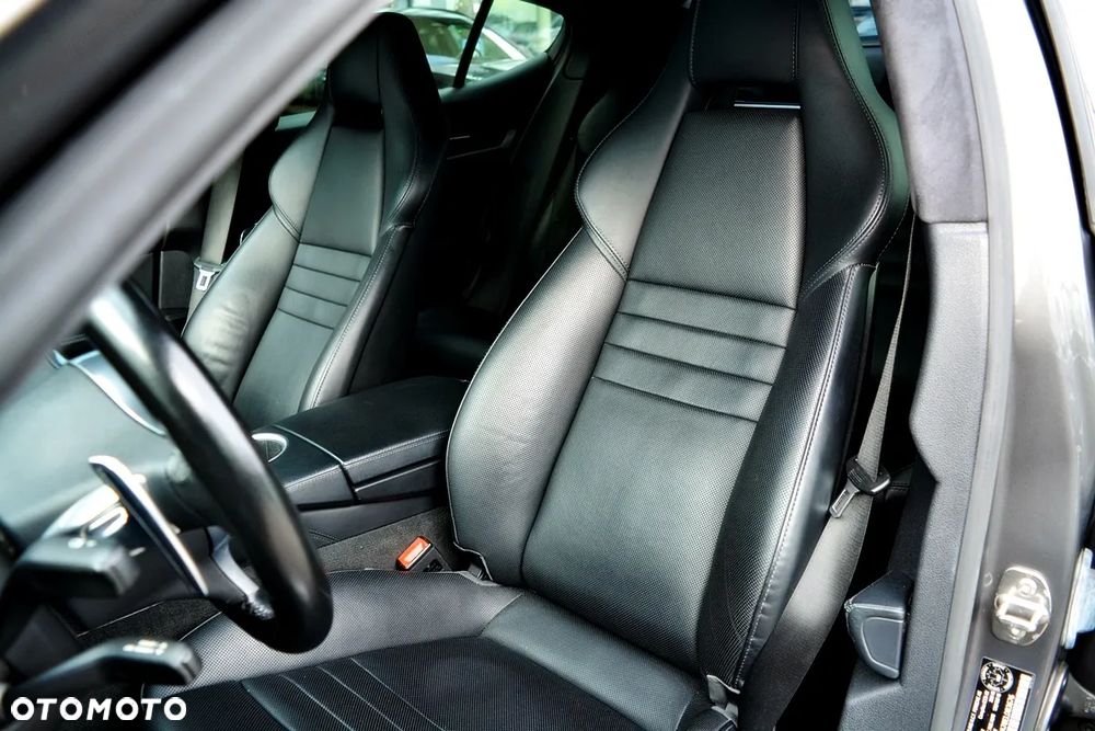 Porsche Panamera GTS - 26