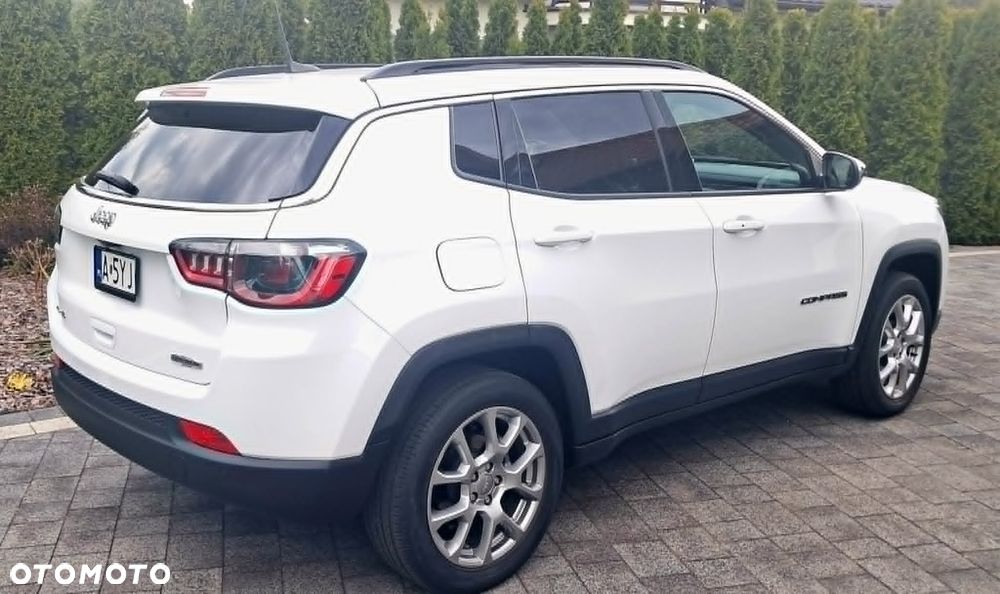 Jeep Compass - 4