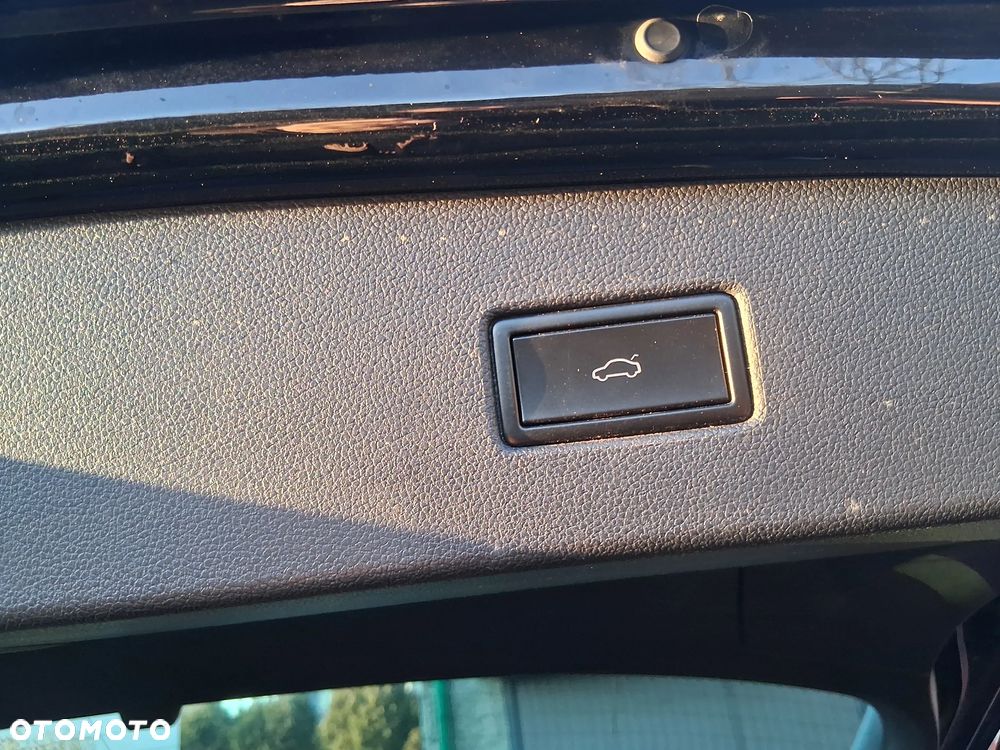 Volkswagen Tiguan - 28