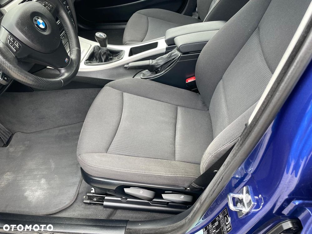 BMW Seria 3 318i - 14