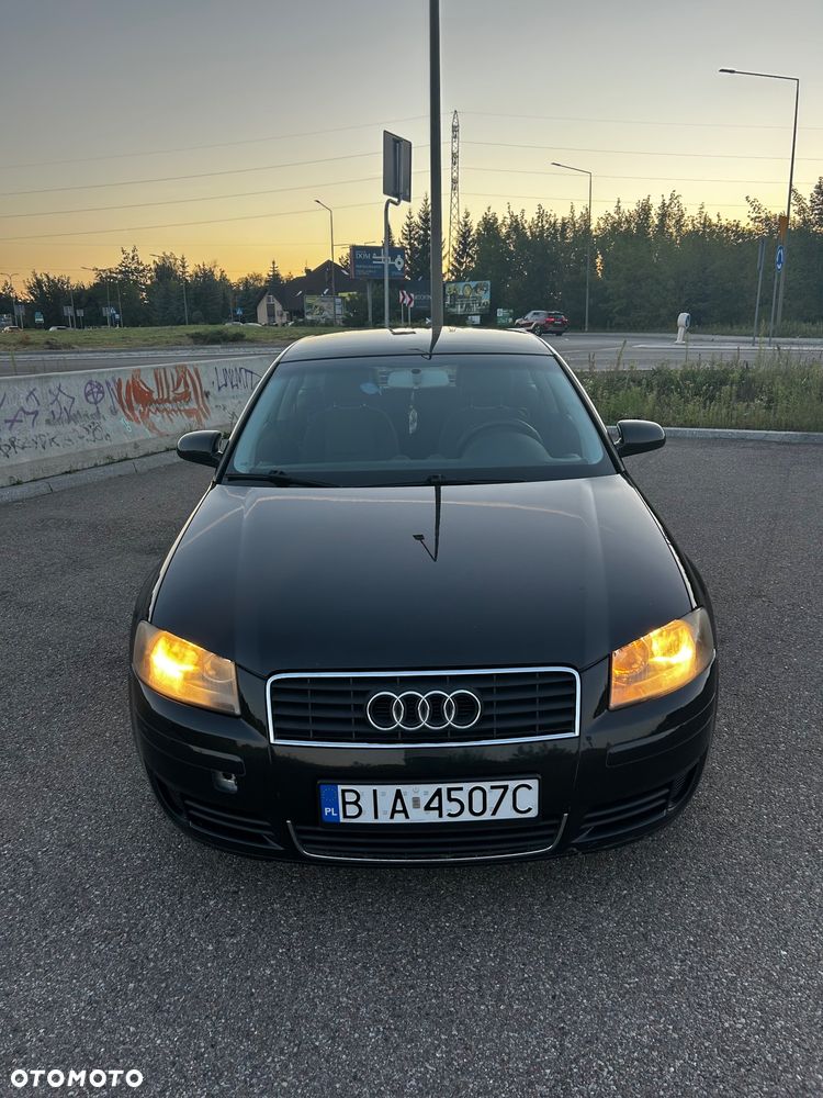 Audi A3 3-drzwiowe 1.6 Ambiente - 2