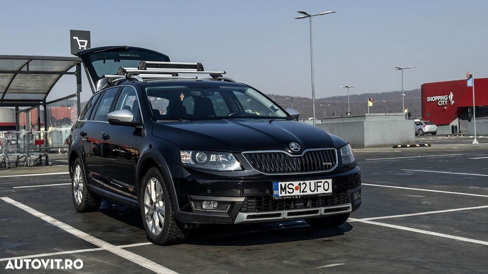 Skoda Octavia 2.0 TDI 4x4 DSG Scout - 1