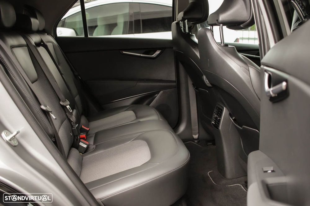Kia Niro EV 64kWh Drive - 7