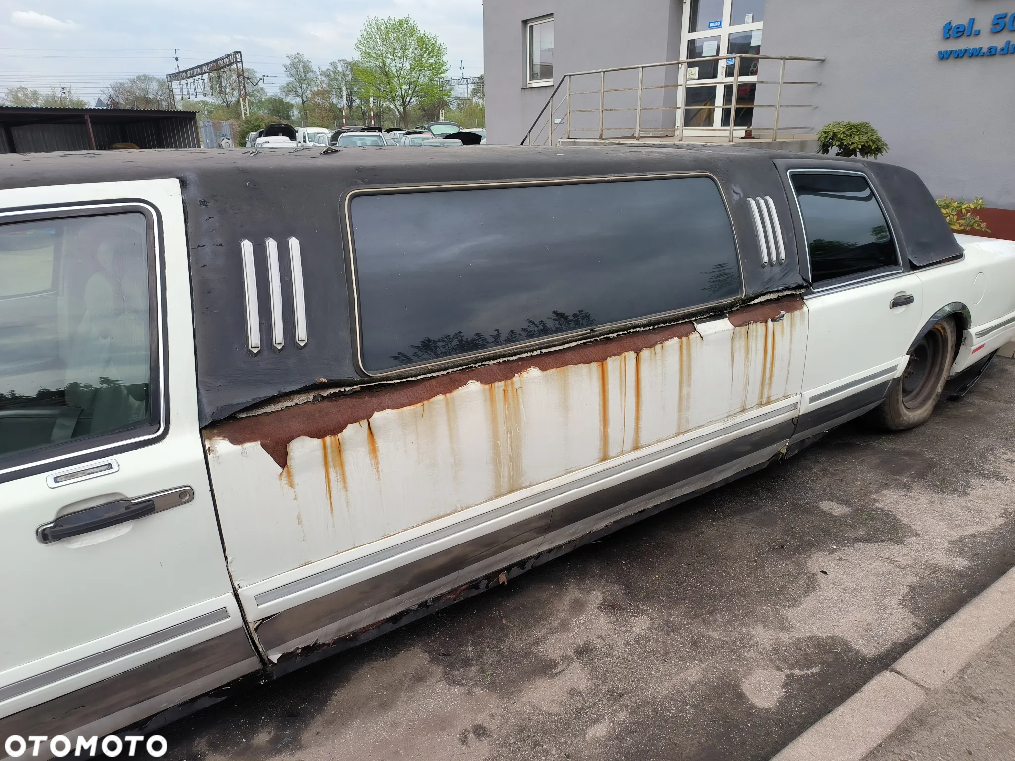 Części drzwi zderzak maska Lincoln Town Car II 89-97 4.8 V8 - 20