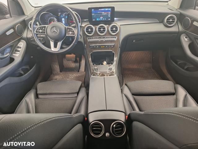 Mercedes-Benz GLC - 7