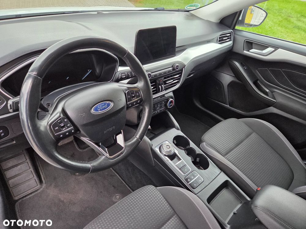 Ford Focus 1.5 EcoBlue Start-Stopp-System TITANIUM - 6