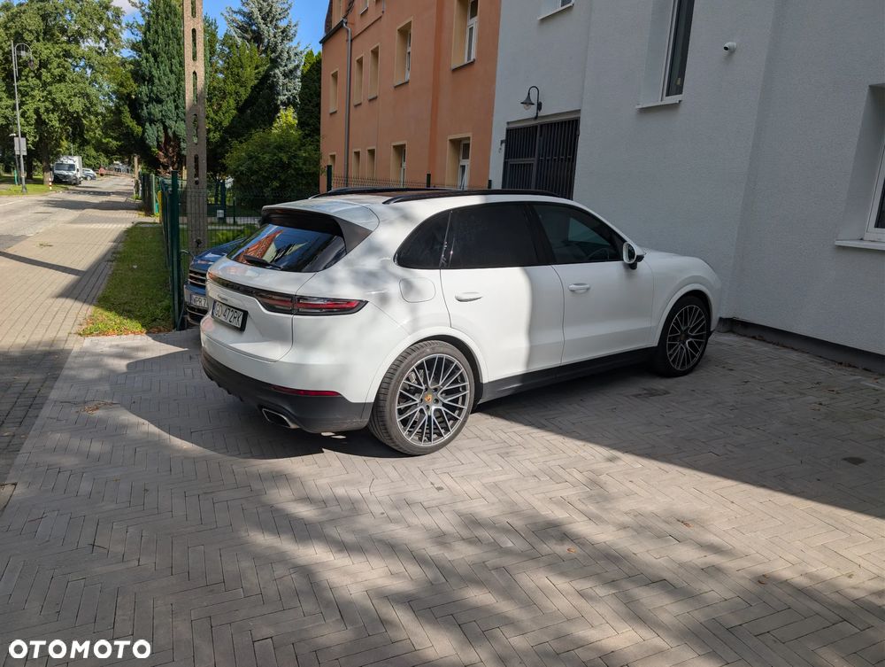 Porsche Cayenne Standard - 5