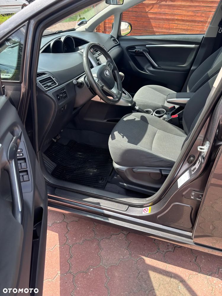 Toyota Verso 1.8 Multidrive Edition - 15