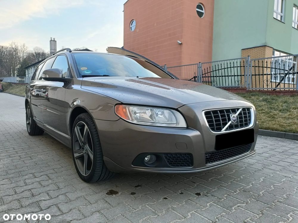 Volvo V70 2.0D Momentum - 13