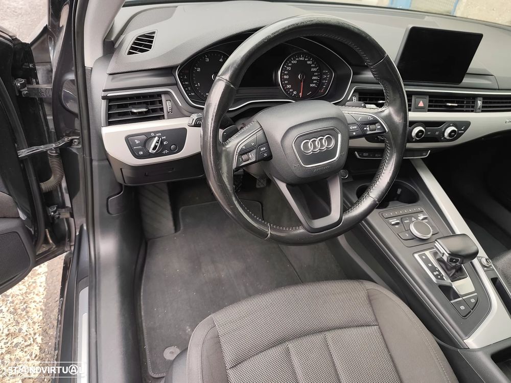 Audi A4 Avant 2.0 TDI quattro Advance S tronic - 10