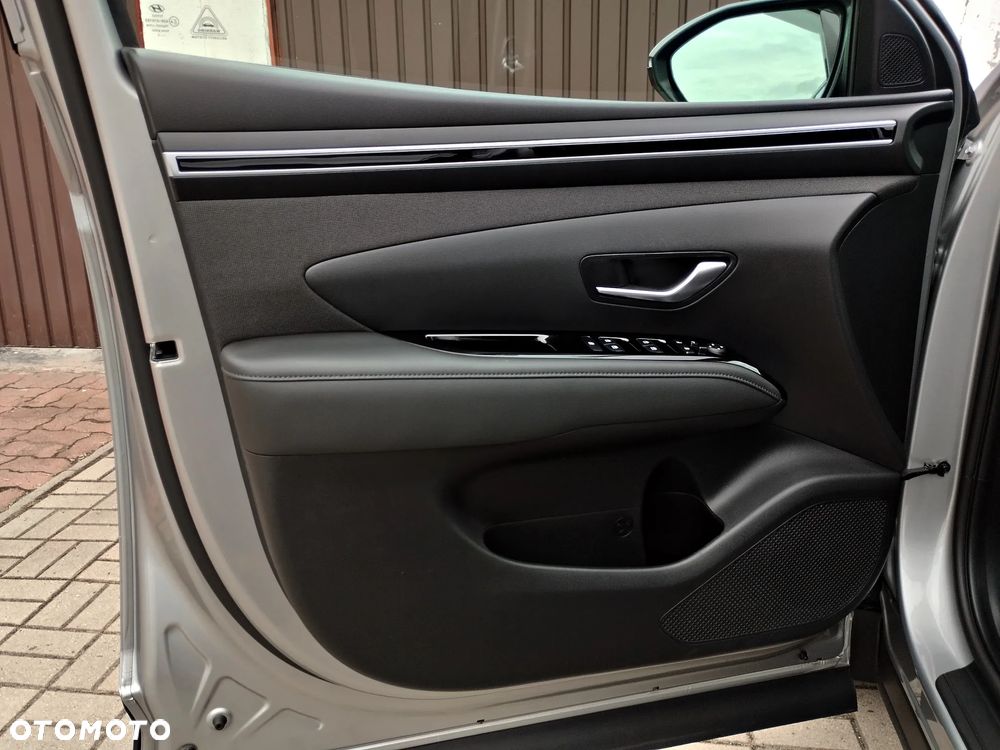 Hyundai Tucson 1.6 T-GDi Executive 2WD - 29