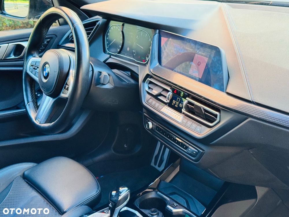 BMW Seria 2 218i M Sport - 27
