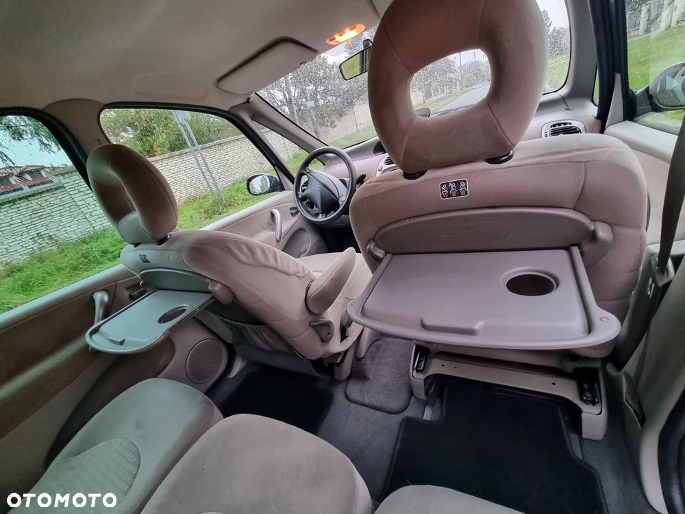 Citroën Xsara Picasso 1.8i Exclusive - 9
