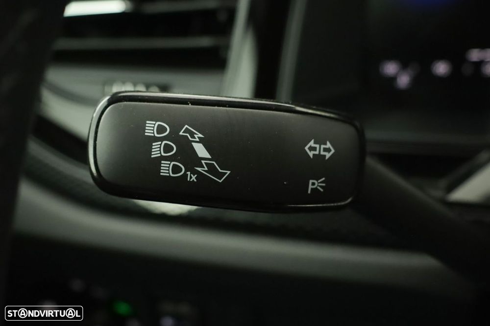 VW Taigo 1.0 TSI Urban DSG - 16