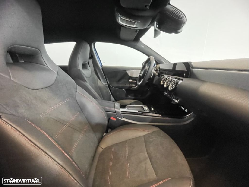 Mercedes-Benz A 250 e - 15