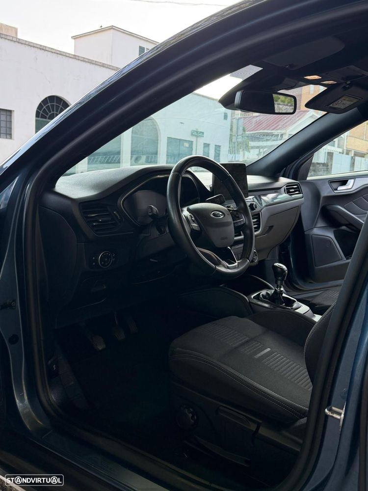 Ford Focus 1.0 EcoBoost S&S ACTIVE - 19