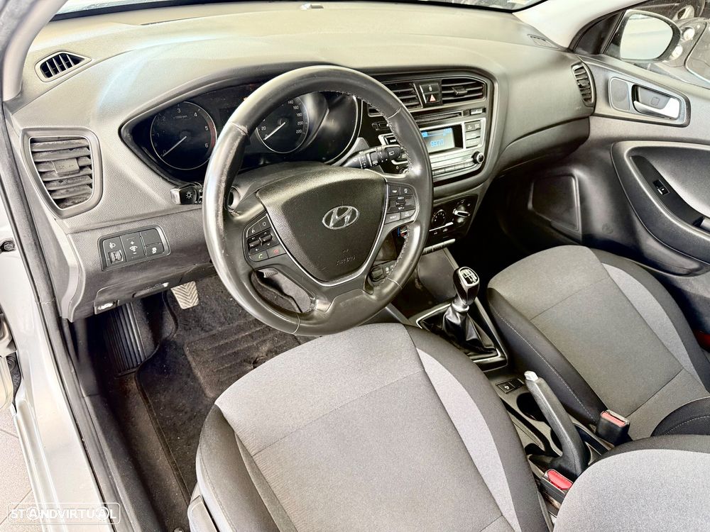 Hyundai i20 1.1 CRDi Style - 17