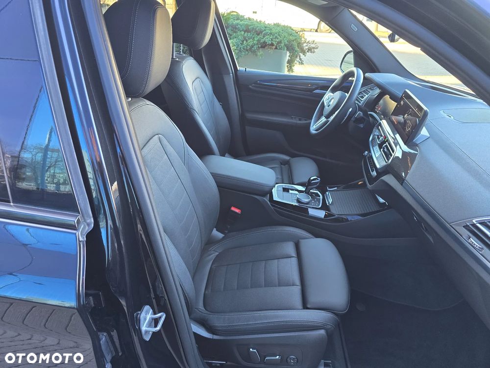 BMW X3 xM50 mHEV - 19