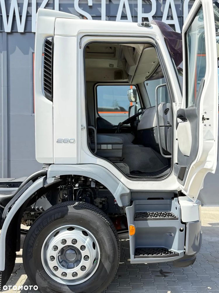 Volvo VOLVO FE 18.280 FL FM //DAF DAF CF 65.220 E5 // rama pod zabudowę !! // wywrotka kiper beczka hakowiec HDS dzwig żuraw podwozie - 22