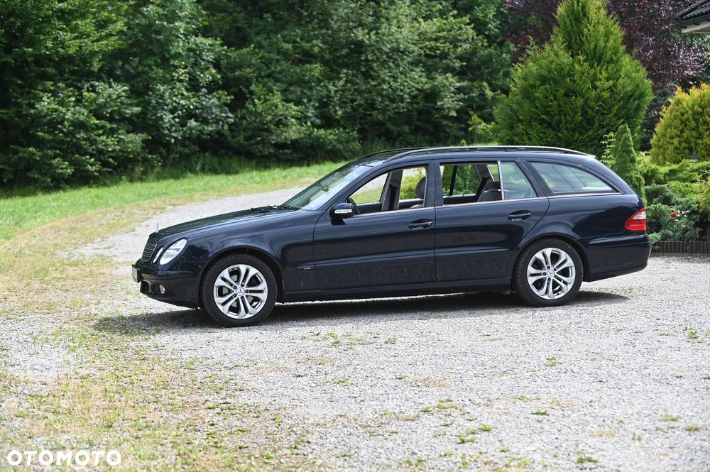 Mercedes-Benz Klasa E 240 T Classic - 7