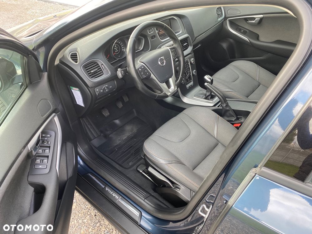 Volvo V40 Cross Country D2 Drive-E Momentum - 18