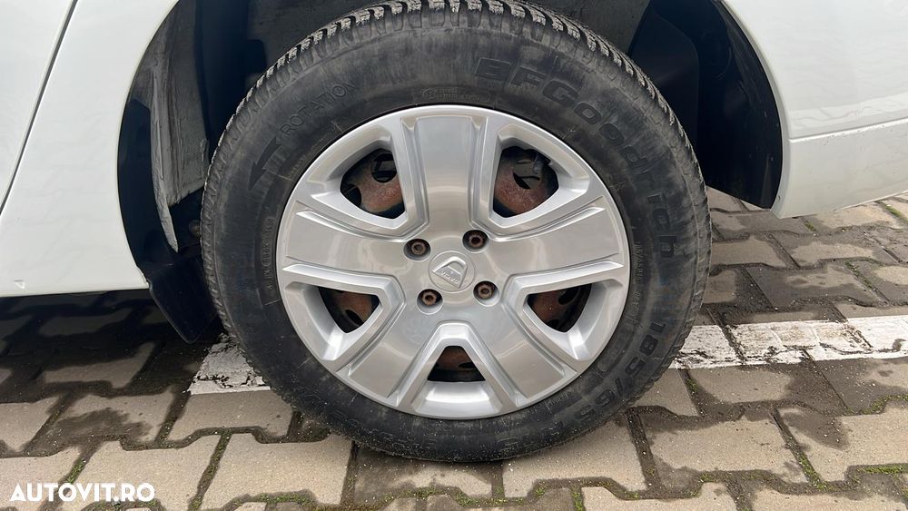 Dacia Logan 0.9 TCe Laureate - 7