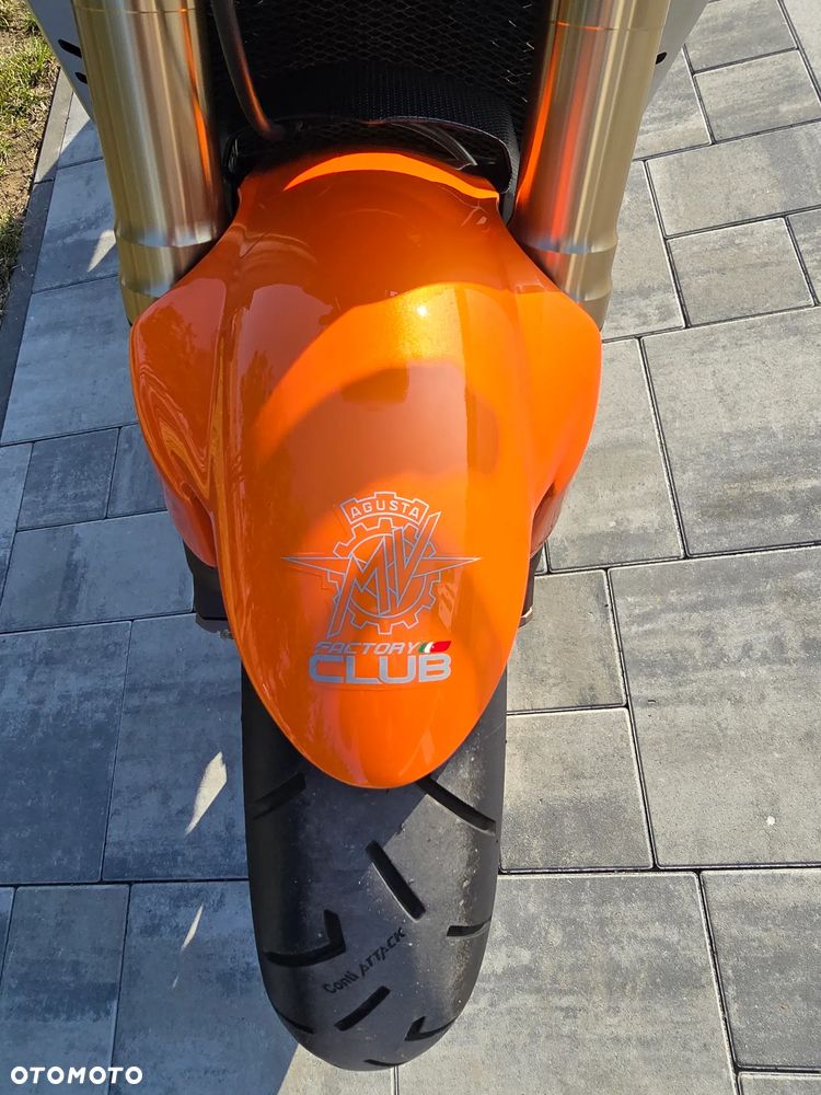MV AGUSTA Brutale - 16