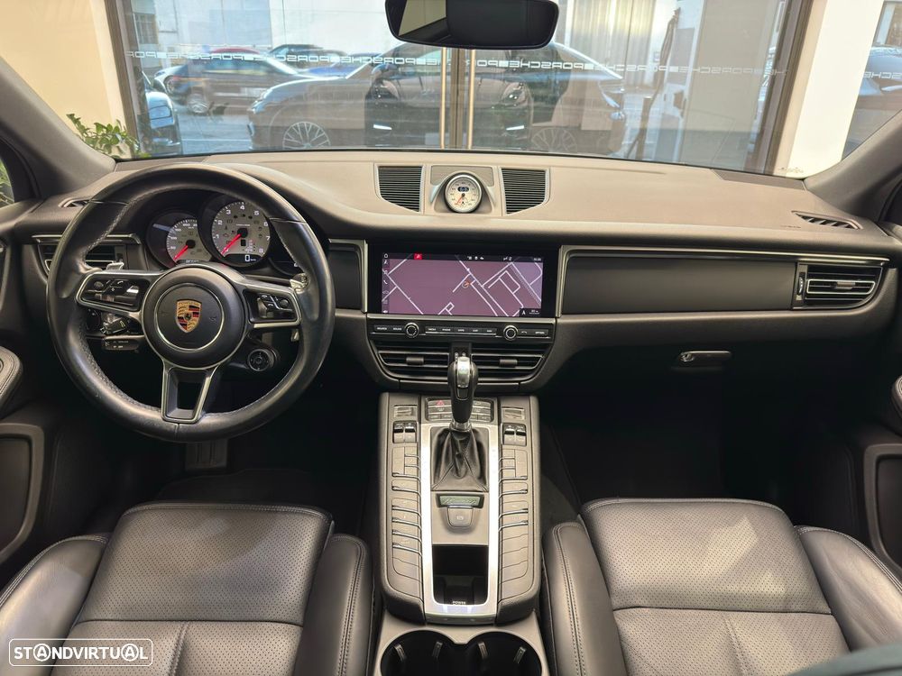 Porsche Macan - 27