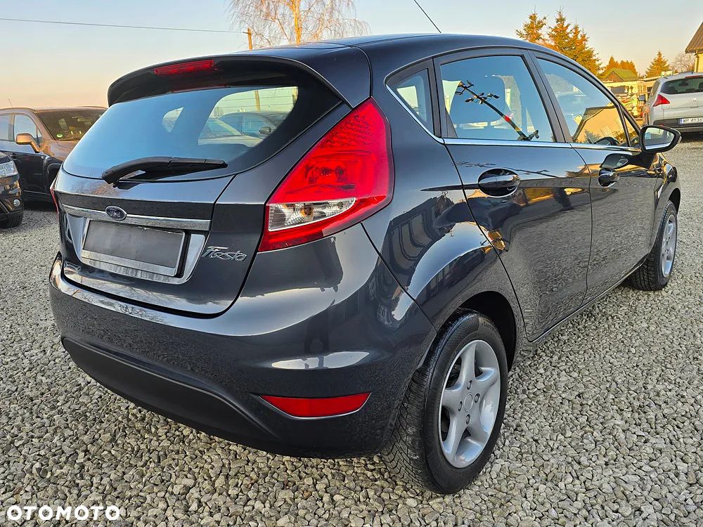 Ford Fiesta 1.4 Titanium - 10