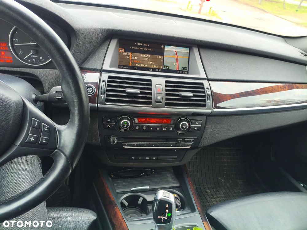 BMW X5 3.0sd xDrive - 13