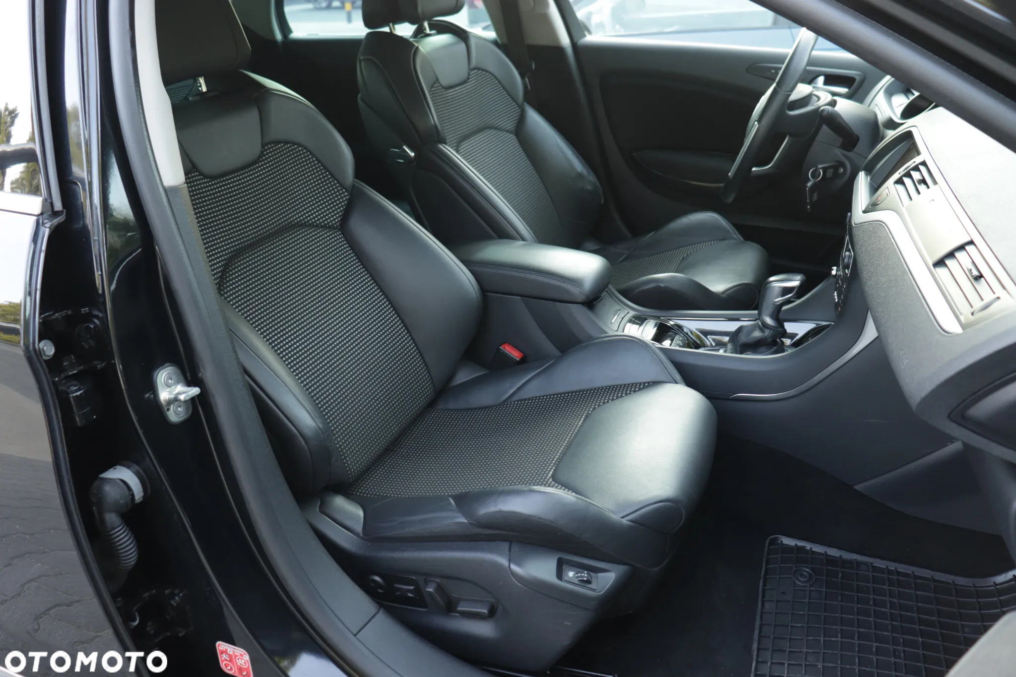 Citroën C5 Tourer HDi 165 FAP Exclusive - 33