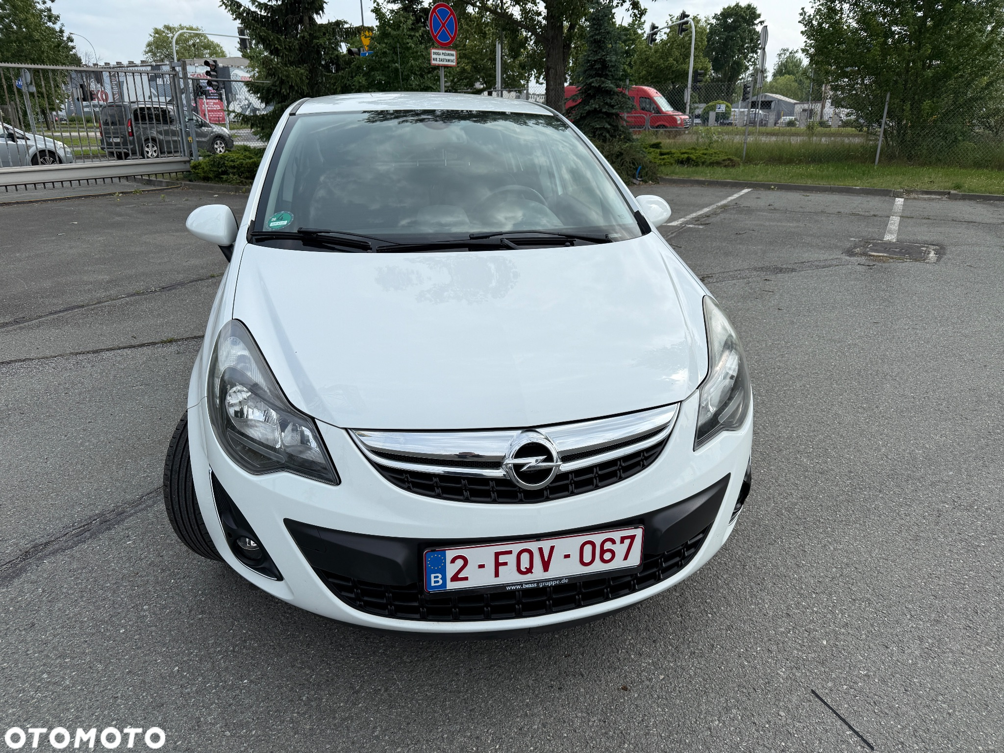 Opel Corsa 1.4 16V Active - 4