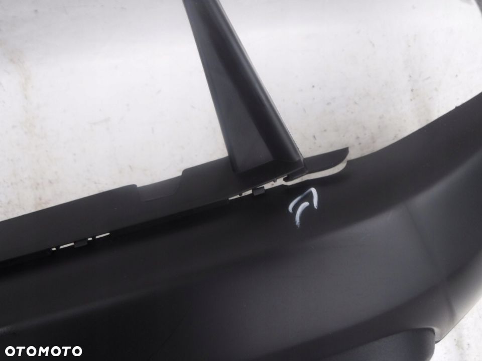 DACIA DUSTER ZDERZAK PRZÓD NOWY USZKODZ - 2