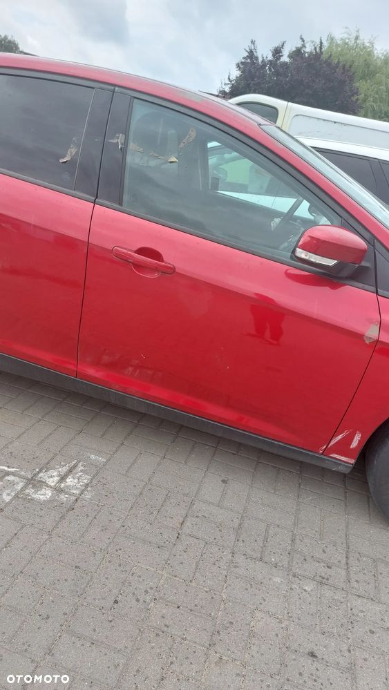 Ford Focus MK3 FL 2017 r 1,6 b drzwi szyba koła fotel tylna klapa lampa itp - 9