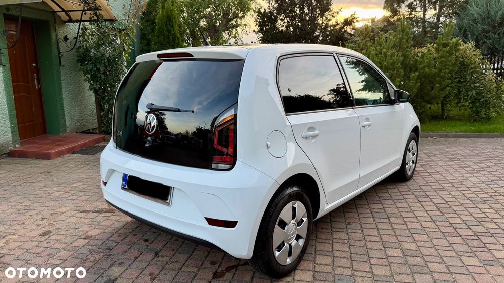 Volkswagen up! 1.0 move - 13