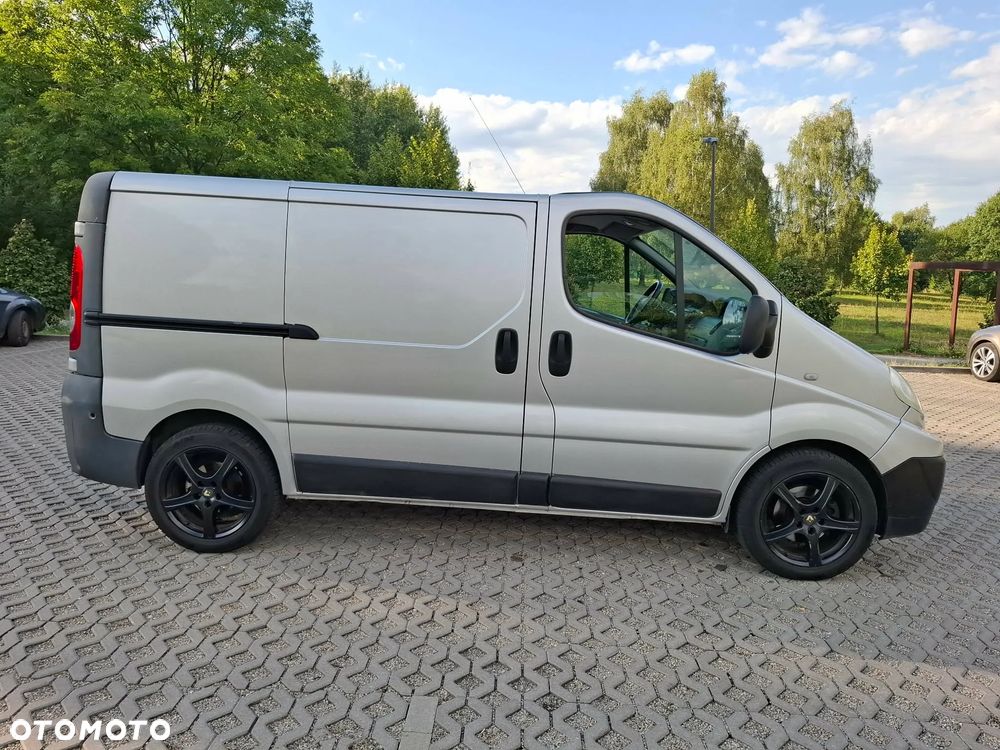 Renault Trafic - 4