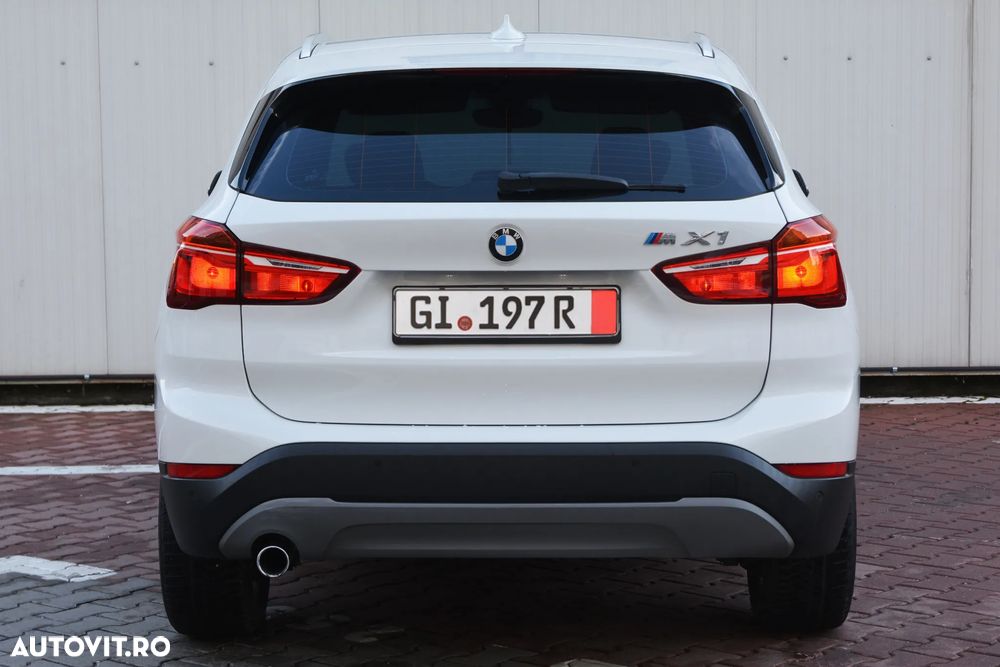 BMW X1 - 18