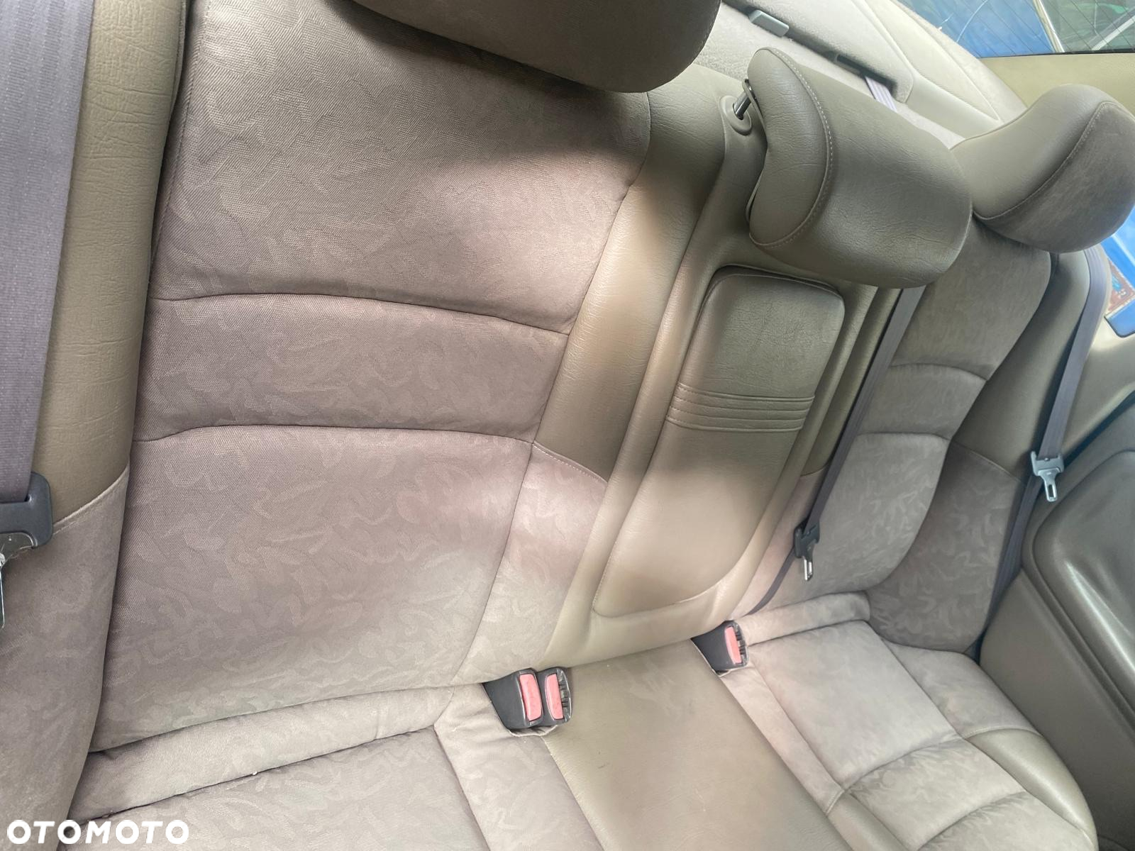 Volvo S70 2.0 - 15
