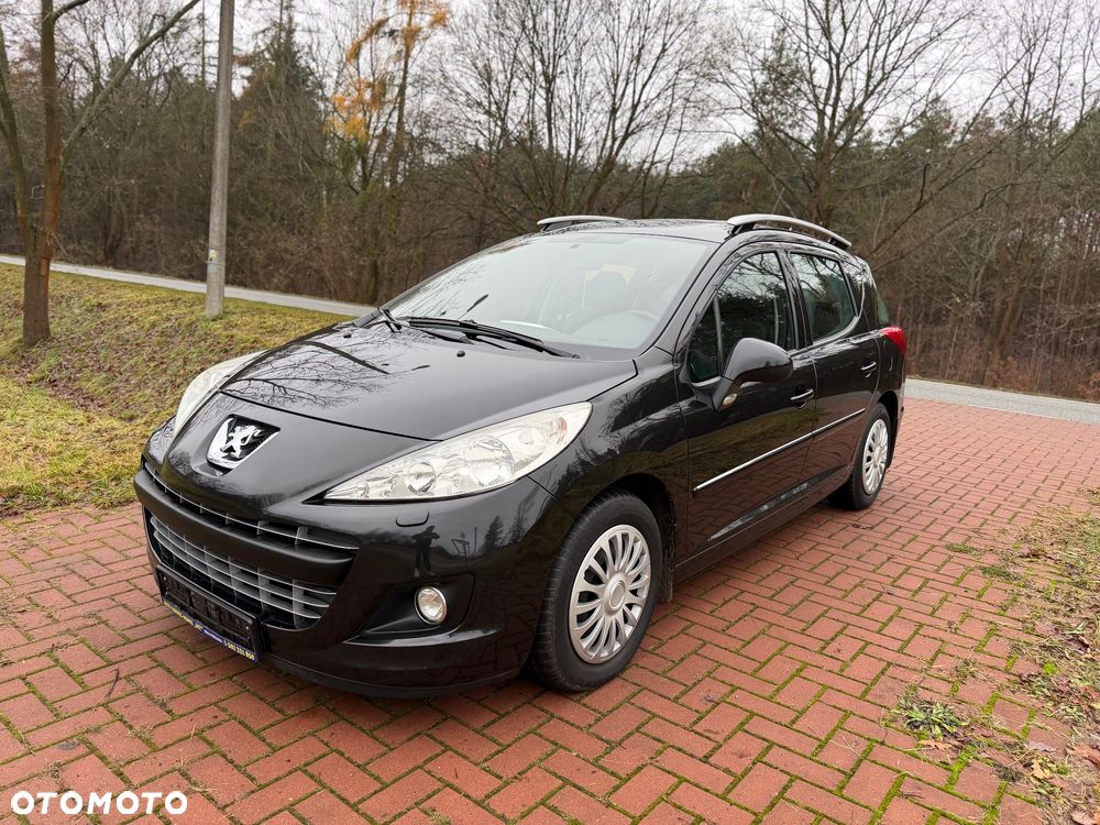Peugeot 207 HDi FAP 90 (Blue Lion) Business-Line Niveau 2 - 2